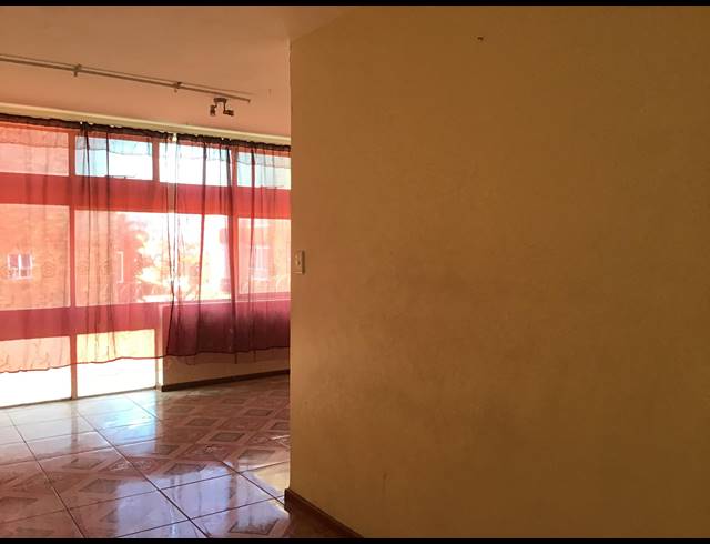 1 BEDROOM FLAT SOLD IN SUNNYSIDE